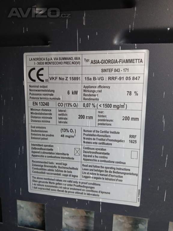 Foto inzerátu Málo používaná krbová kamna zn. NORDICA