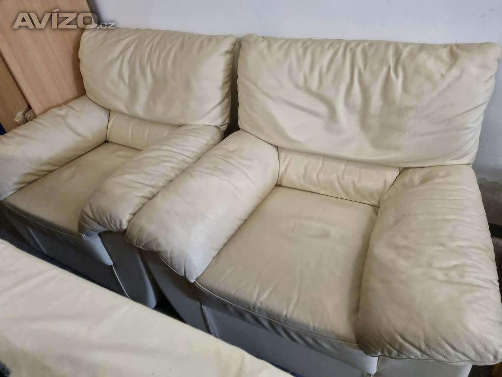 kožená křesla 
