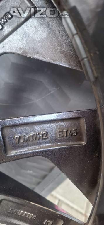 Foto inzerátu Prodám Originál zimní kola + pneumatiky