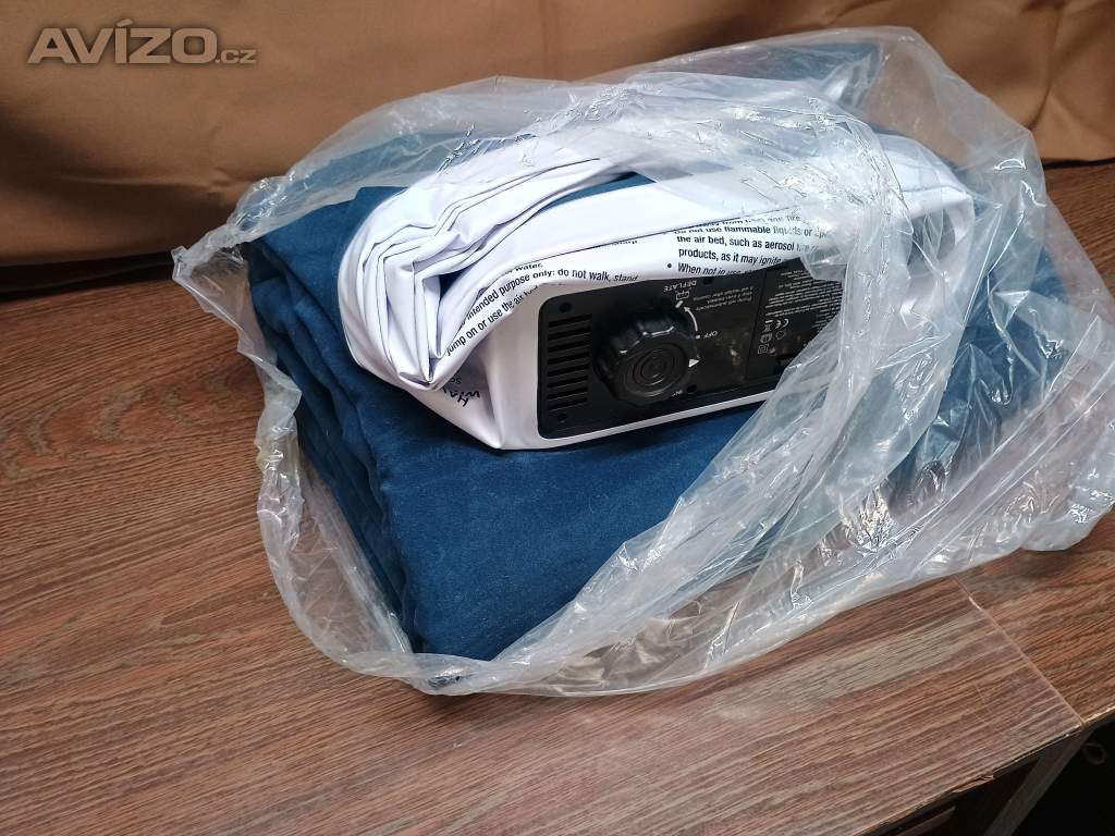 Foto inzerátu 150 - luxury Air Bed - samonafukovací dvojpostel