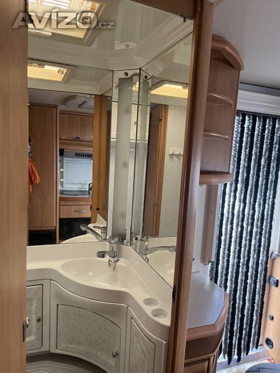 Foto inzerátu Obytný přívěs-karavan-Hobby 560 excelent easy