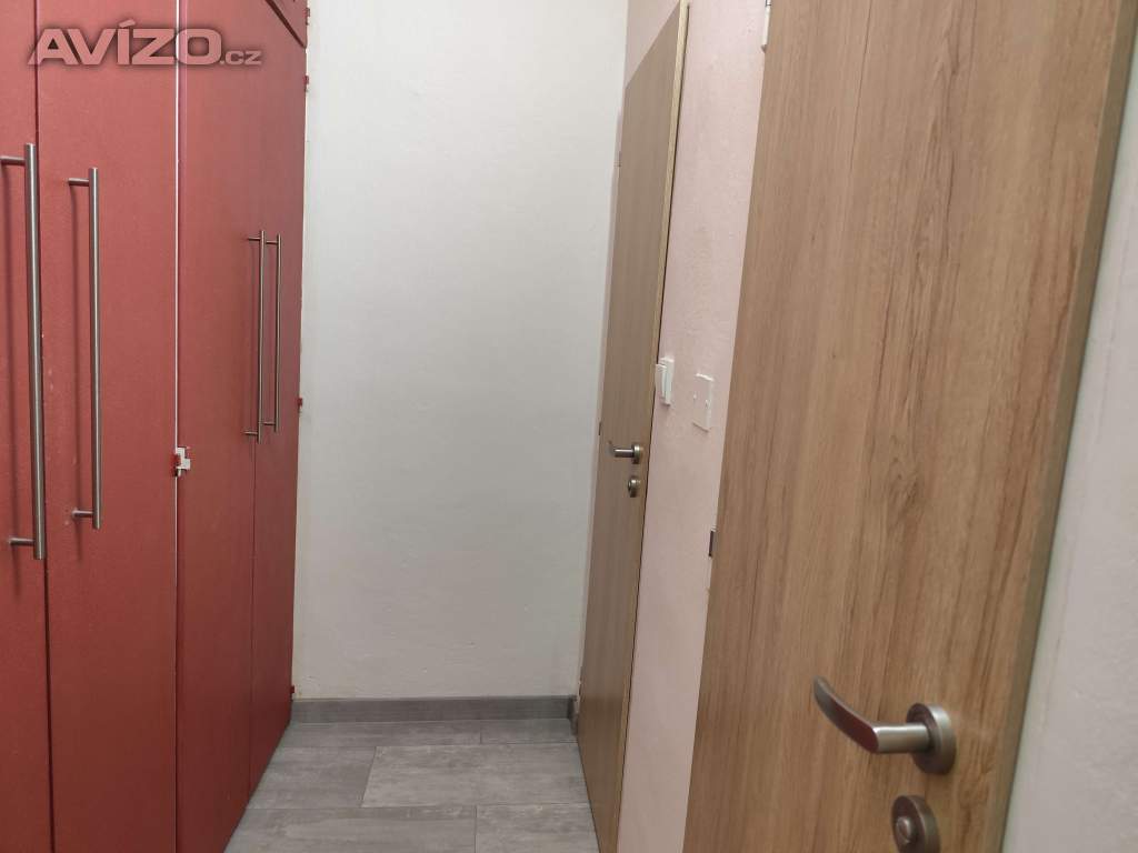Foto inzerátu Dlouhodobý pronájem 1+1 bez realitky, 37 m² – Ostrava-Zábřeh, ul. Výškovická