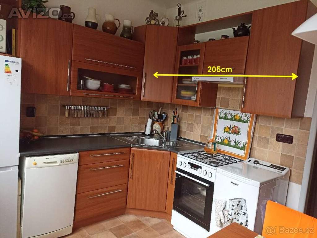 kuchyňská linka s digestoří