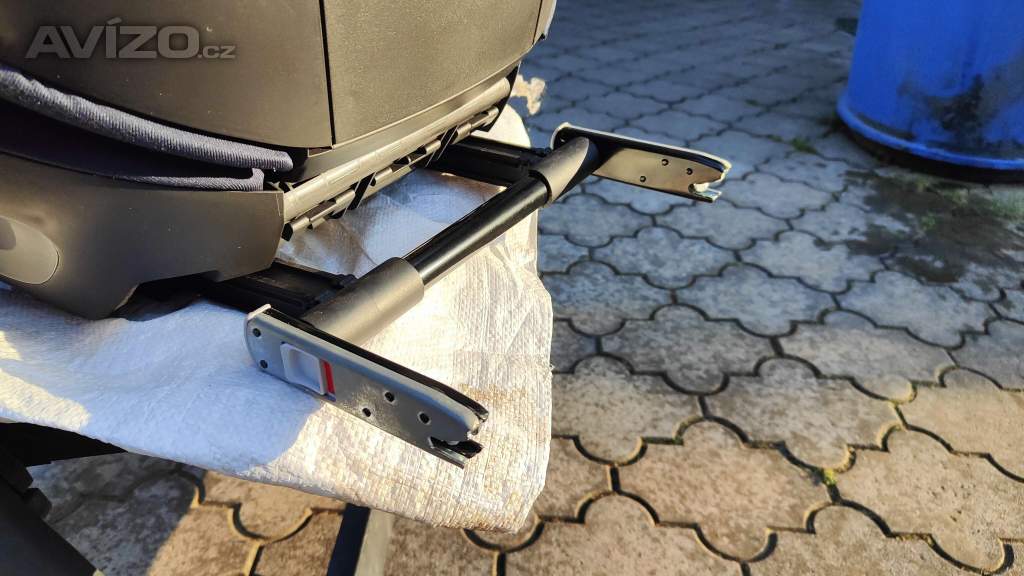 Foto inzerátu Dětská autosedačka Cybex Solution S i-Fix (100–150 cm) – Barva modrá