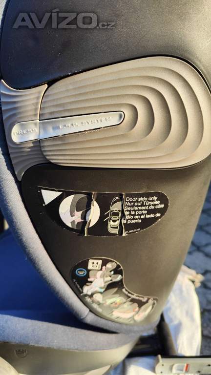 Foto inzerátu Dětská autosedačka Cybex Solution S i-Fix (100–150 cm) – Barva modrá