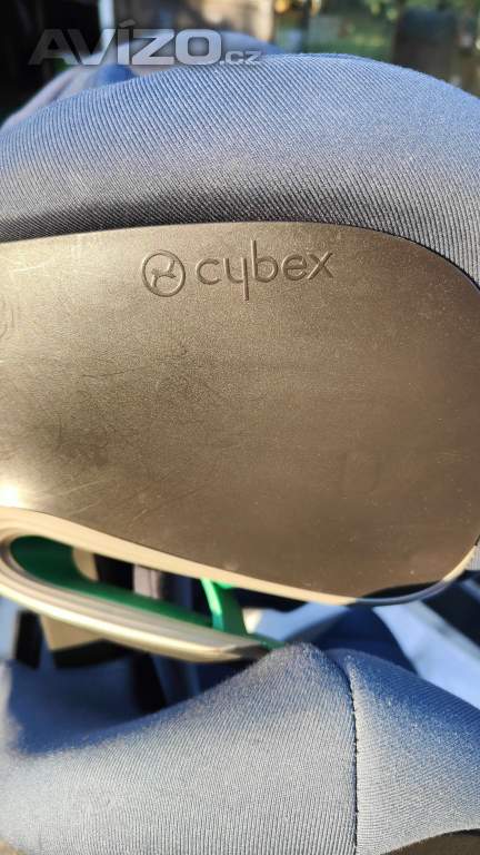 Foto inzerátu Dětská autosedačka Cybex Solution S i-Fix (100–150 cm) – Barva modrá