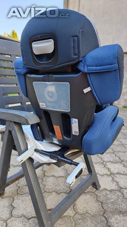 Foto inzerátu Špičková autosedačka Kiddy Phoenixfix 3 (9–18 kg) s pultíkem – Modrá