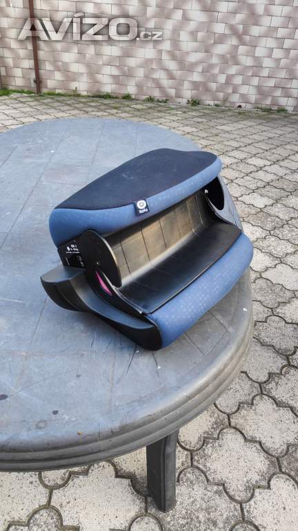 Foto inzerátu Špičková autosedačka Kiddy Phoenixfix 3 (9–18 kg) s pultíkem – Modrá