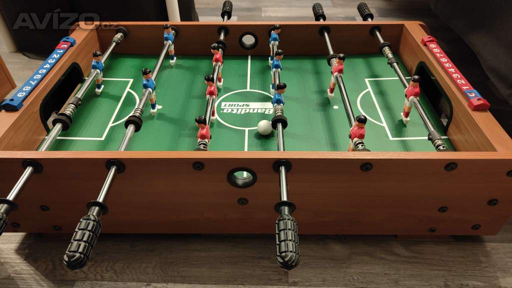 Foto inzerátu Kvalitní stolní fotbálek Bandito Mini-Kicker Teleskop (95x52x25 cm)