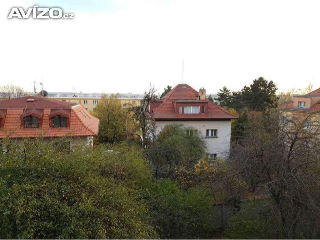 Foto inzerátu Pronajmu 1 neprůchozí pokoj,19 m2, v bytě 2+1, Praha 10, nedaleko parku. 