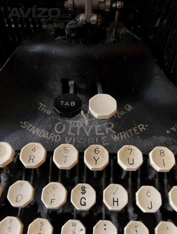 Foto inzerátu Historický psací stroj Oliver No. 9
