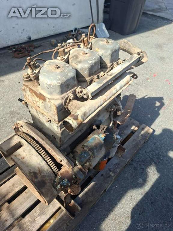 Foto inzerátu Zetor motor  3001.  