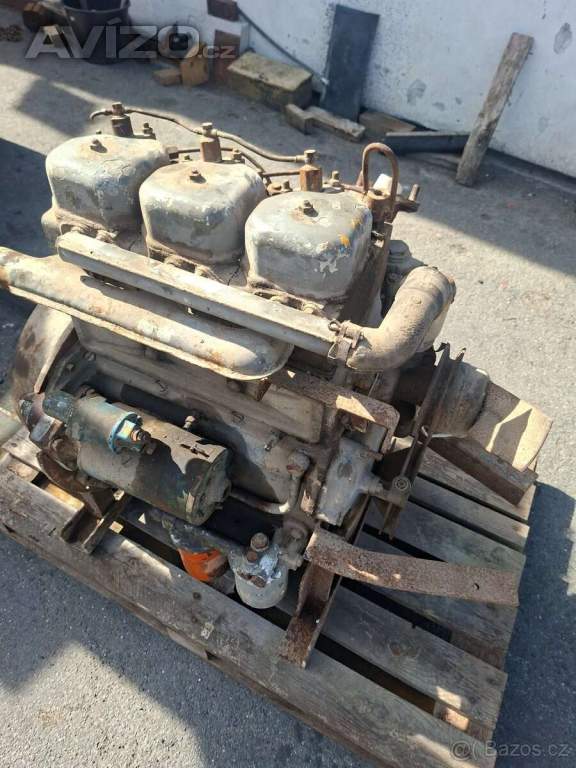 Foto inzerátu Zetor motor  3001.  