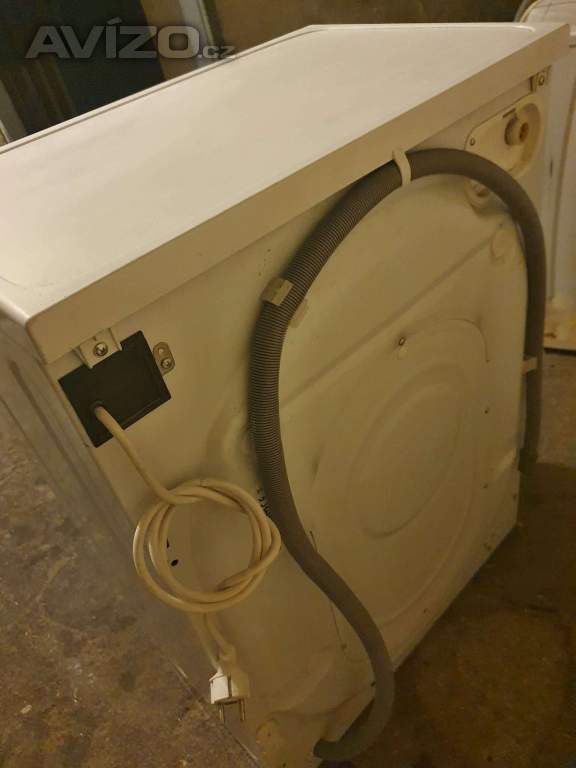 Foto inzerátu PRACKA INDESIT IWSD 51051,BOCNI PLNEMI,5KG,DISPLEJ,A+,1000 OT.