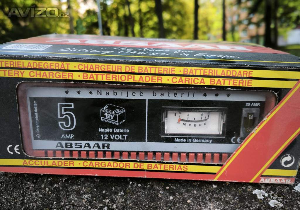 Nabíječka autobaterií Absaar 12V