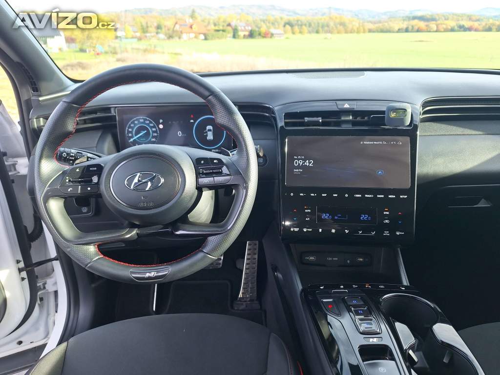 Foto inzerátu Hyundai Tuscon 1,6 HEV N-line 169kW