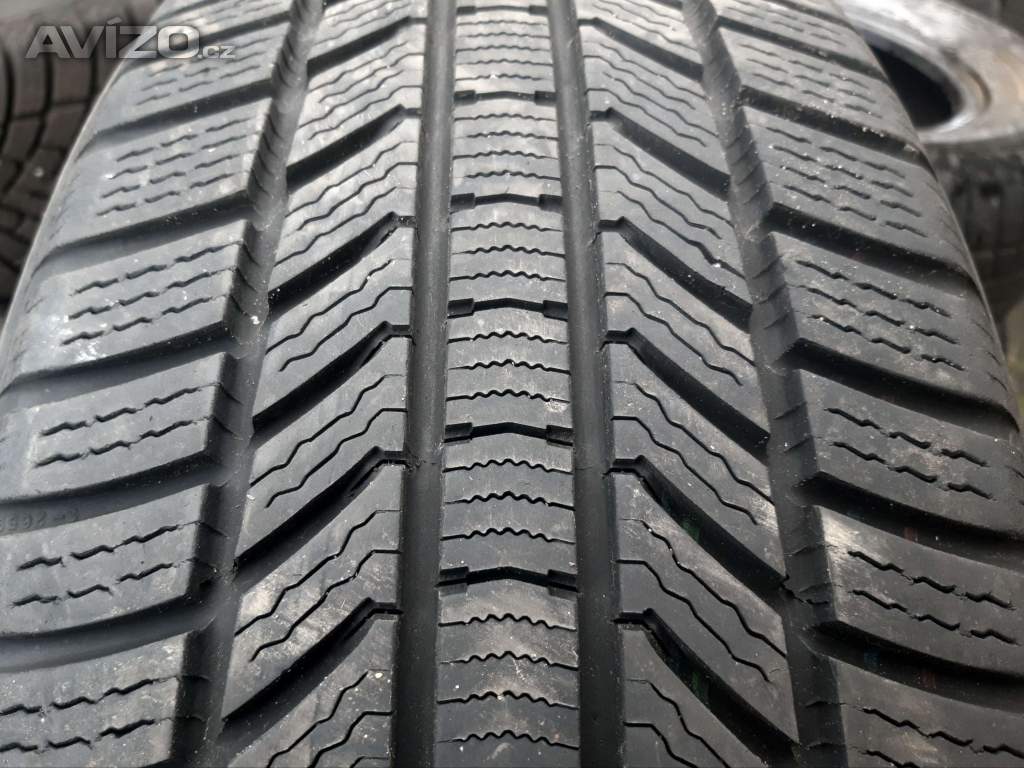 2ks pěkných zimních pneu 225/50 R18 Continental V XL 