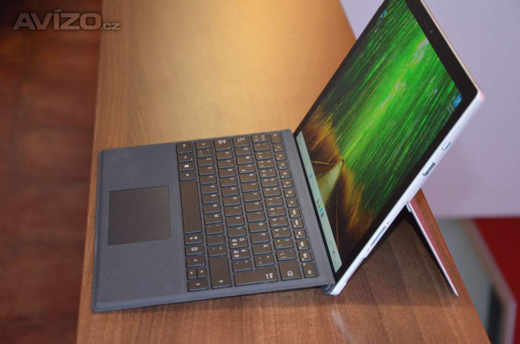 Foto inzerátu Microsoft Surface Pro 6 i5/8GB/SSD 256GB/záruka