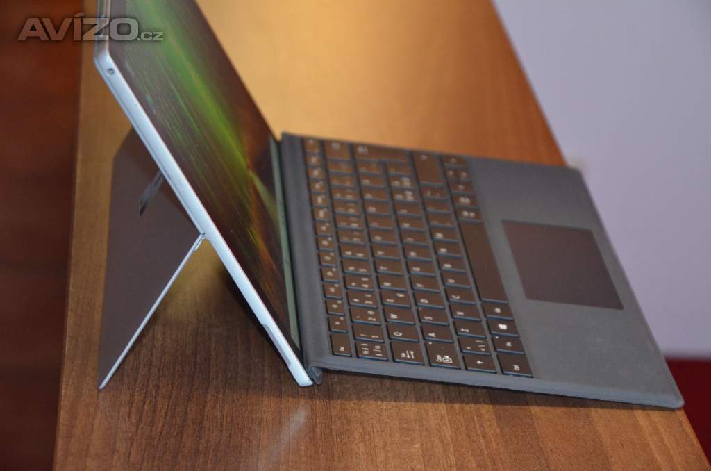 Foto inzerátu Microsoft Surface Pro 6 i5/8GB/SSD 256GB/záruka