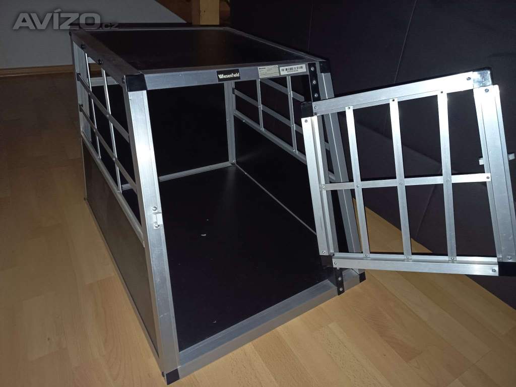 Prodej boxu pro psa