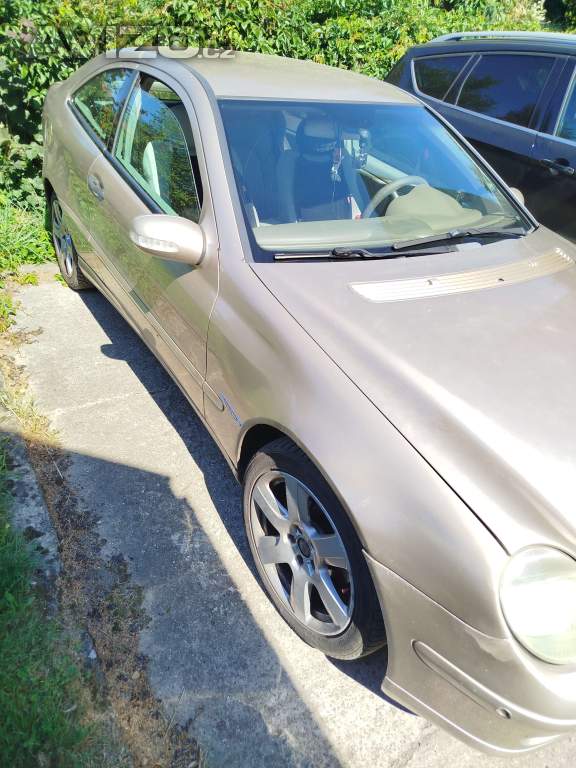 Foto inzerátu Mercedes C180