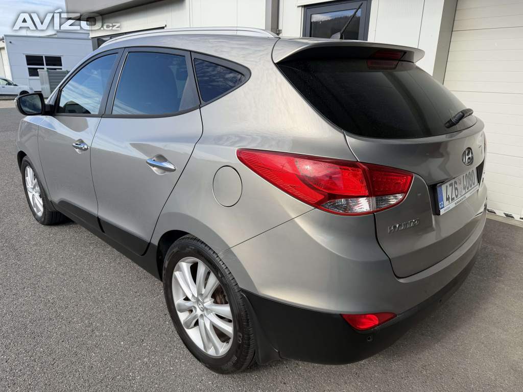 Foto inzerátu Hyundai iX35 2,0CRDi 135kw/184k 6MT 4x4 Trikolor