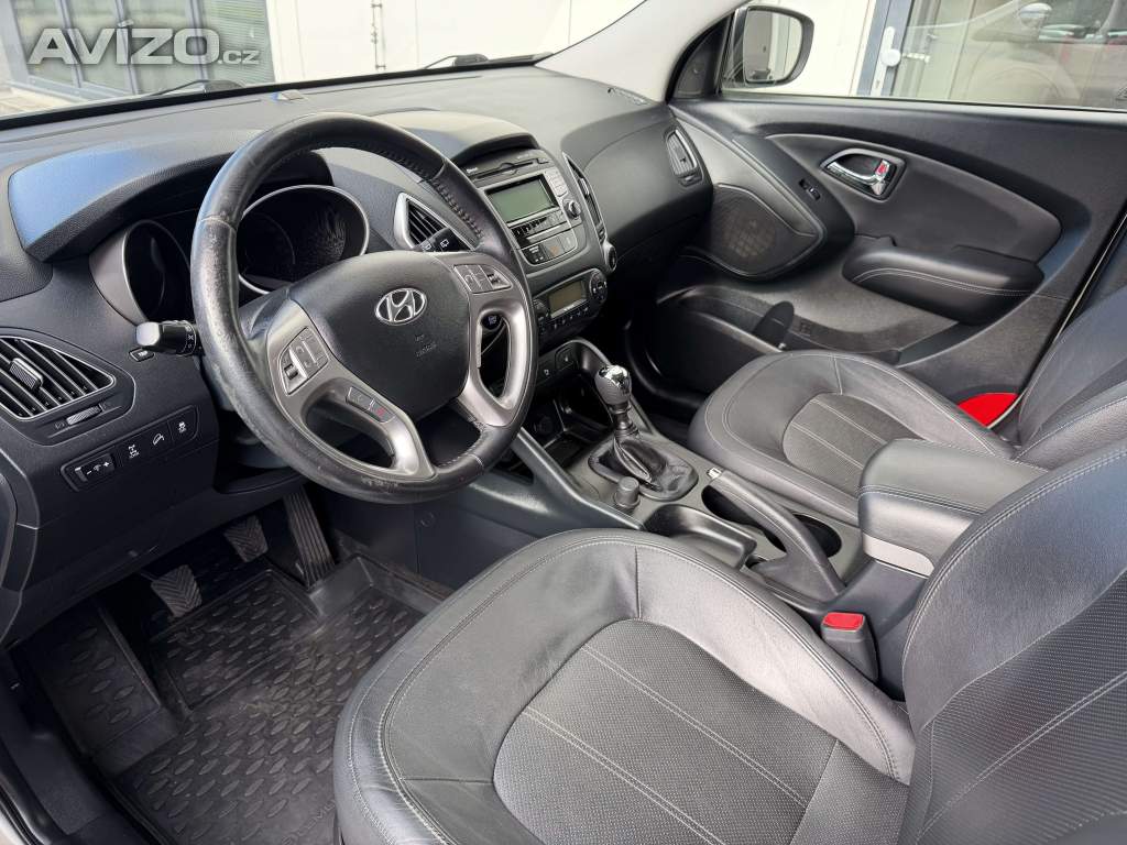 Foto inzerátu Hyundai iX35 2,0CRDi 135kw/184k 6MT 4x4 Trikolor