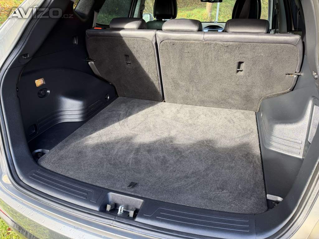 Foto inzerátu Hyundai iX35 2,0CRDi 135kw/184k 6MT 4x4 Trikolor
