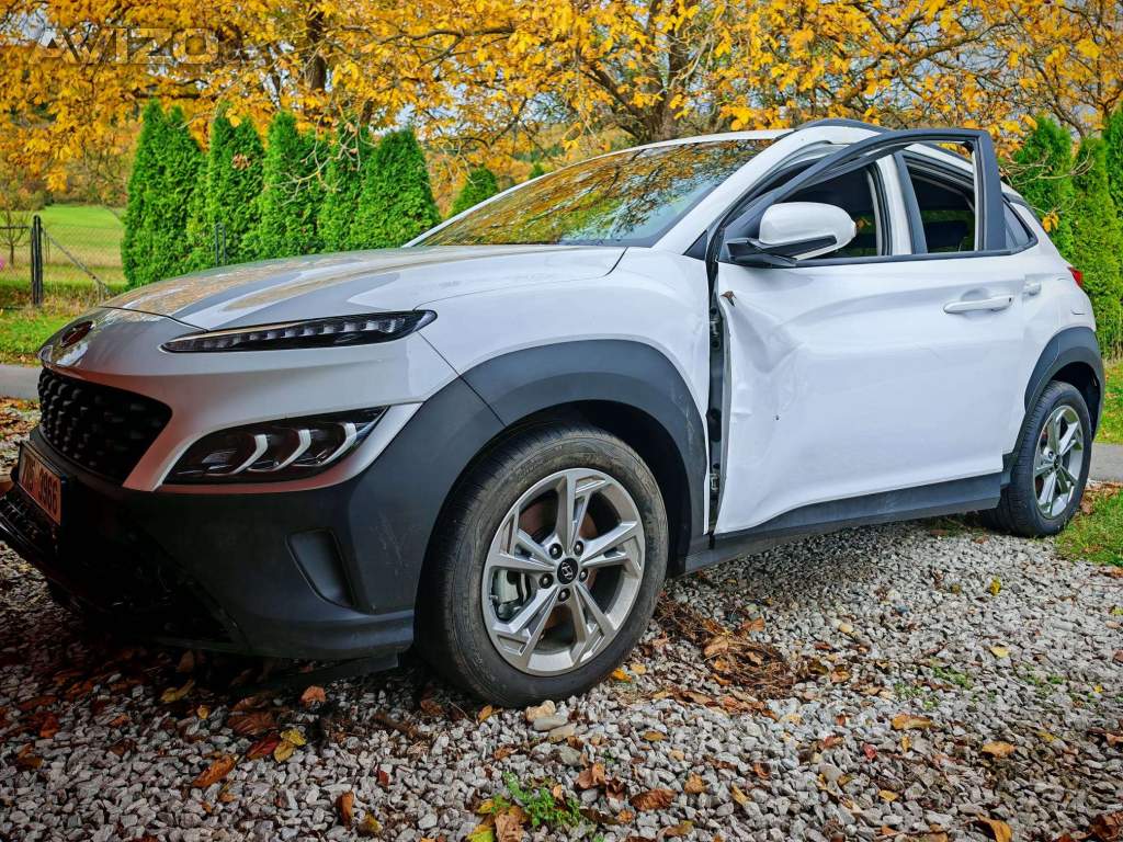 Foto inzerátu Hyundai Kona - bouraný 
