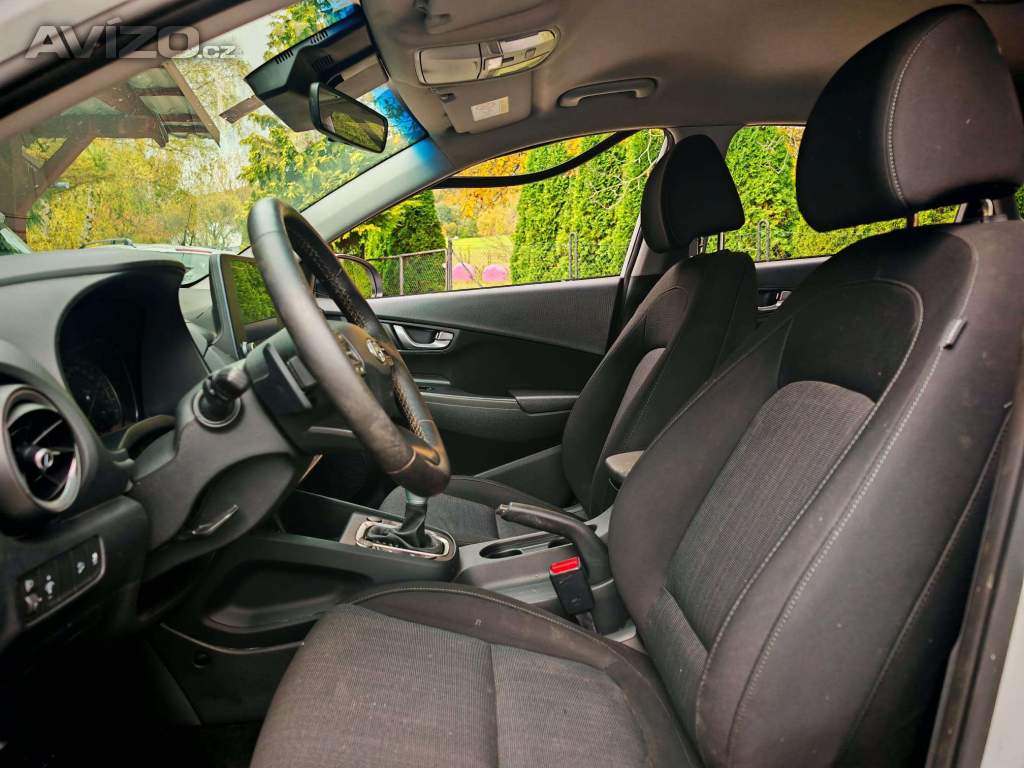 Foto inzerátu Hyundai Kona - bouraný 