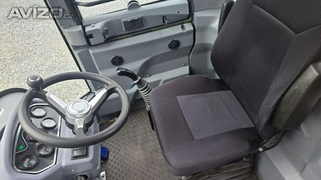 Foto inzerátu Kolový nakladač HJ Power HJ958 78 kW, 4×4  Opava