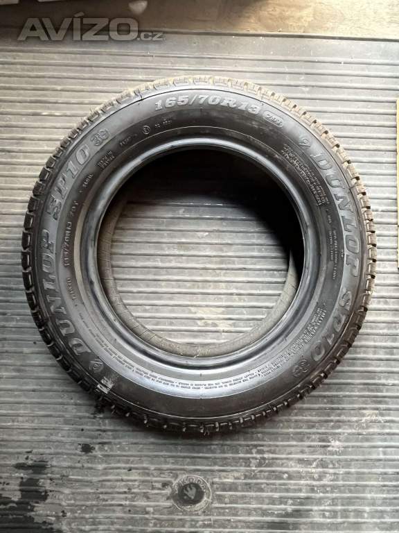 Foto inzerátu Skoro nejetá pneu 165/70 R13 (rezerva)