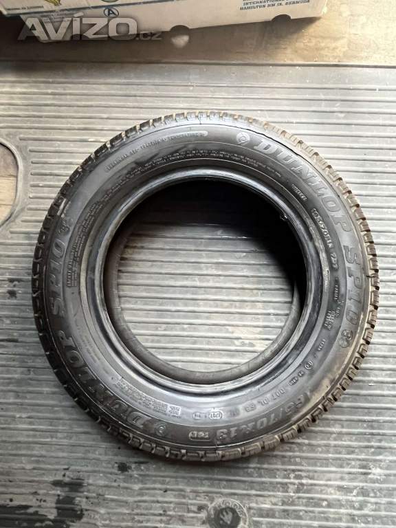 Foto inzerátu Skoro nejetá pneu 165/70 R13 (rezerva)