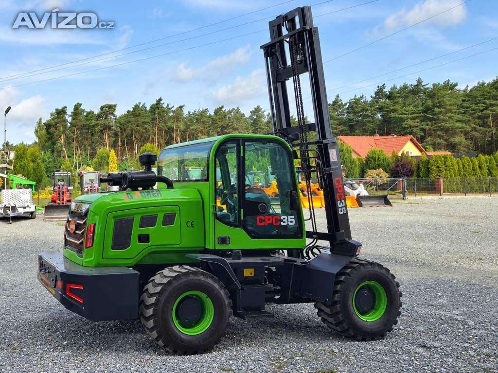Foto inzerátu TERÉNNÍ VYSOKOZDVIŽNÉ VOZÍKY JQ Power CPC 35
