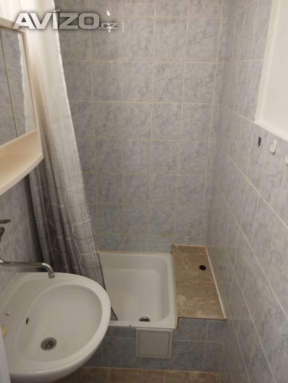 Foto inzerátu pronajmu byt 1+kk ul. Baarova 15, Ostrava Mar. Hory, 3. patro,  22  m2,