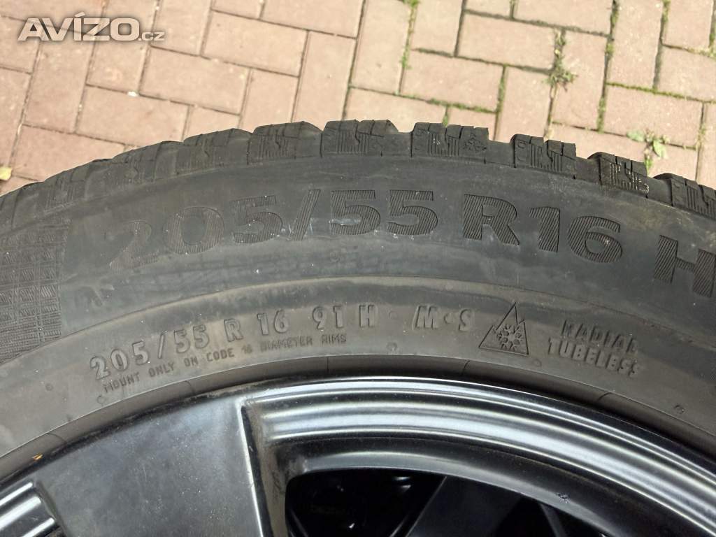 Foto inzerátu Pneumatiky zimní octavia