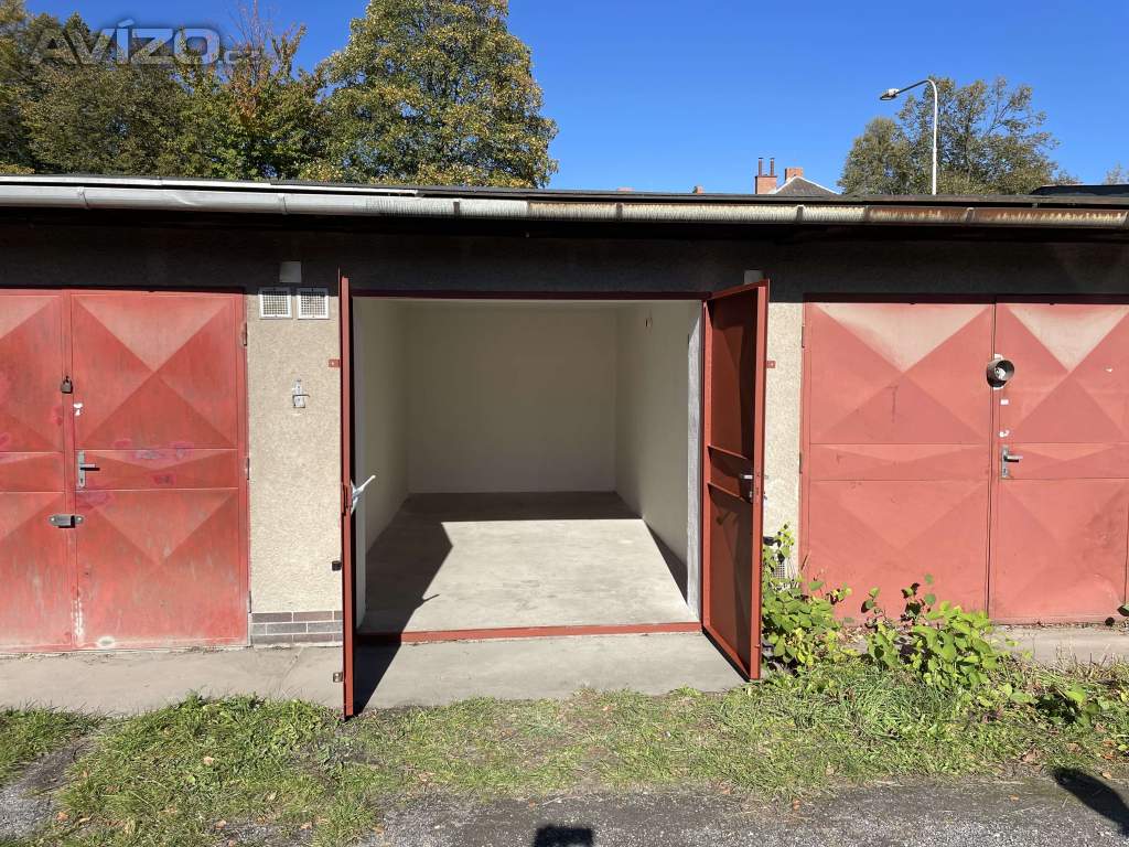 Foto inzerátu Pronajmu garáž: ul. Gajdošova (Mor.Ostrava) | 20m²