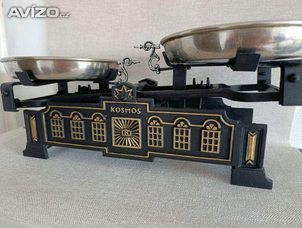 Foto inzerátu Starožitné váhy KOSMOS 5 kg – po renovaci. ČSSR