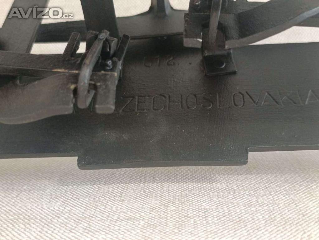 Foto inzerátu Starožitné váhy KOSMOS 5 kg – po renovaci. ČSSR