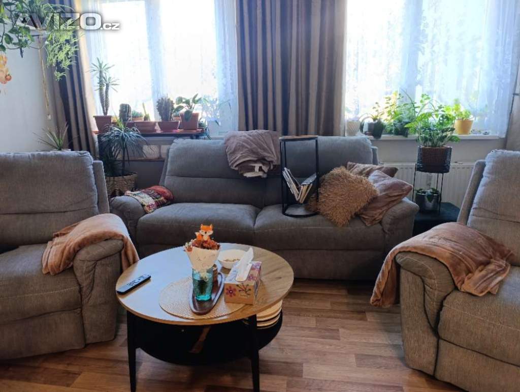 Foto inzerátu prodám sedačku a 2 křesla-vše vyklápěcí