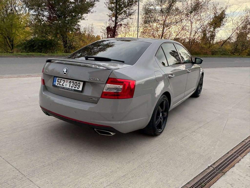 Foto inzerátu Škoda Octavia III RS 2.0 TSi 162 kW