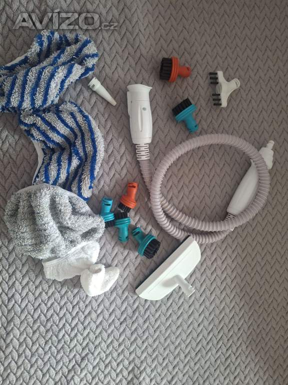 Foto inzerátu Prodám vysavac a zároveň  mop Rowenta