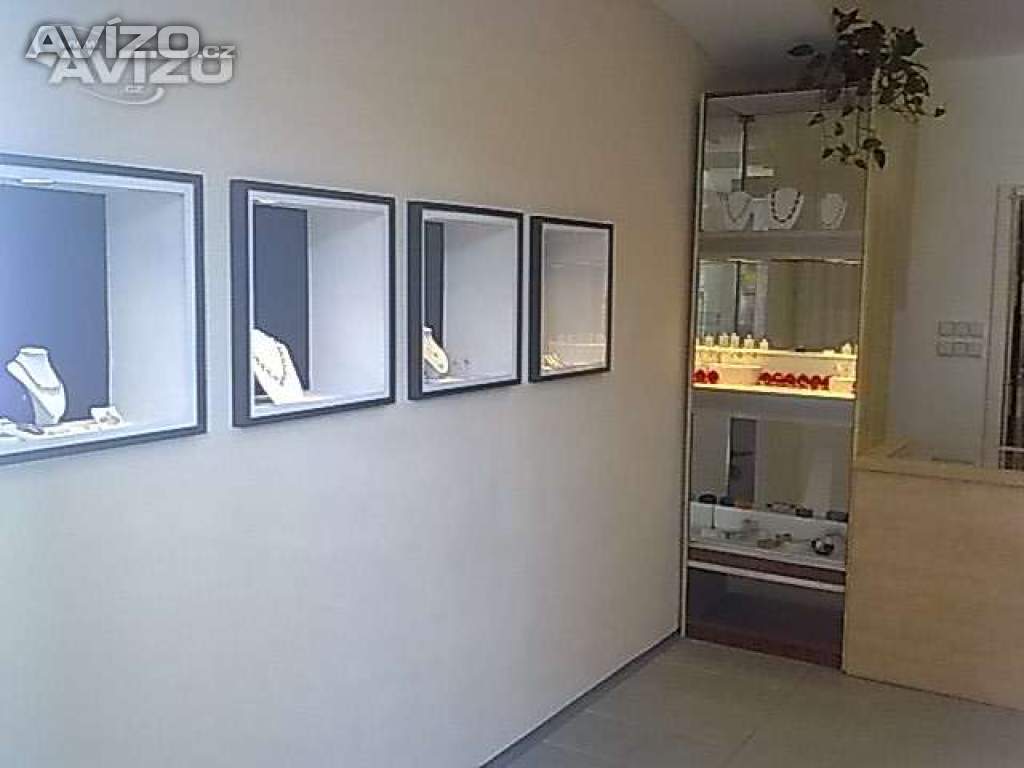 Foto inzerátu Přenechám s.r.o. s obchodem 