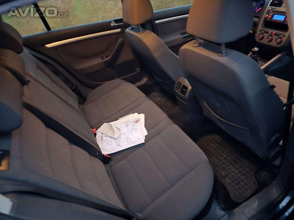 Foto inzerátu Prodám VW Golf 1,6V  75kw r.v.2008