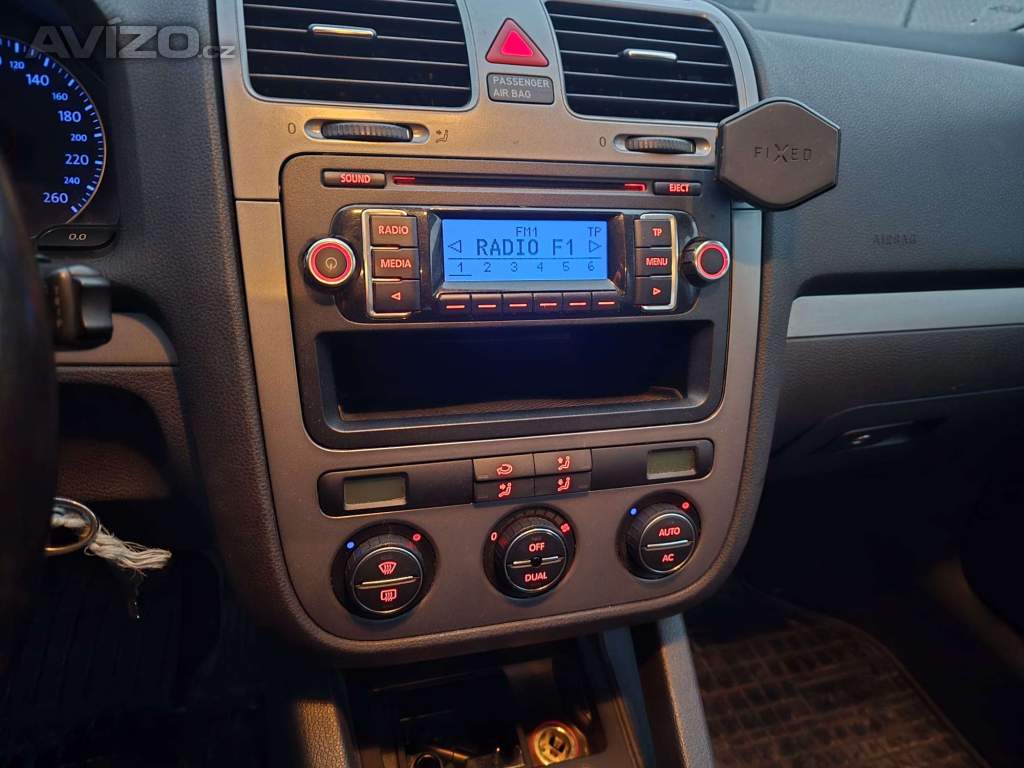 Foto inzerátu Prodám VW Golf 1,6V  75kw r.v.2008