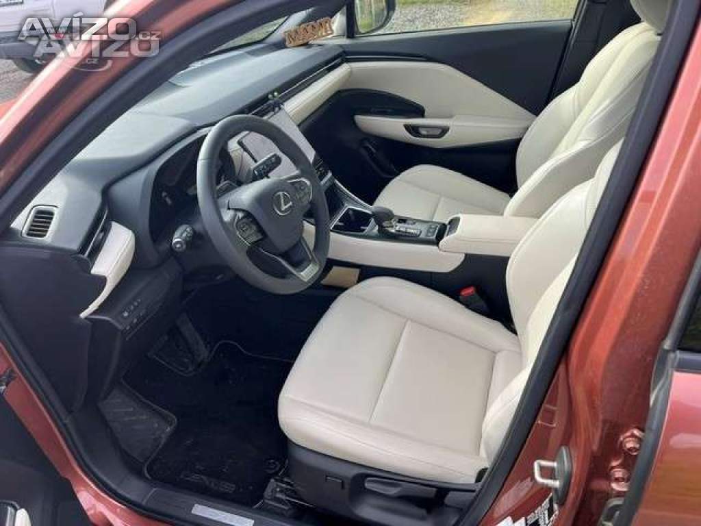 Foto inzerátu LEXUS LBX 1,5 HEV 67kW