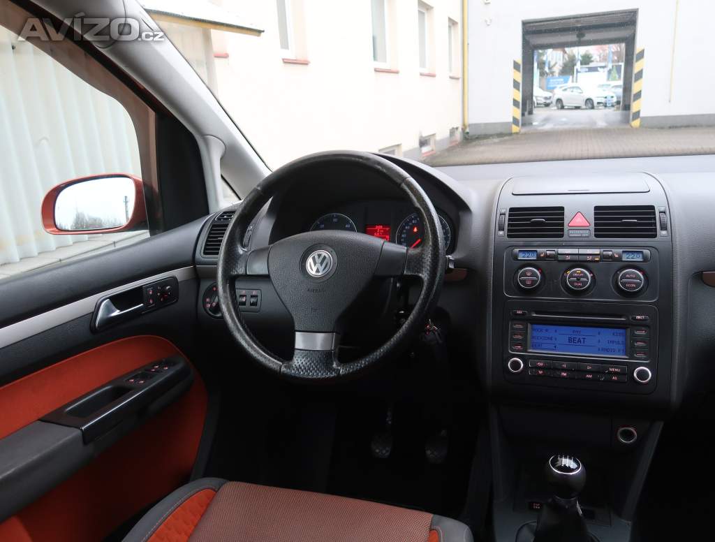 Volkswagen Touran 2.0 TDI