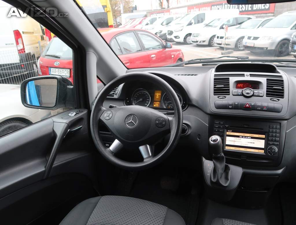 Mercedes-Benz Vito 126