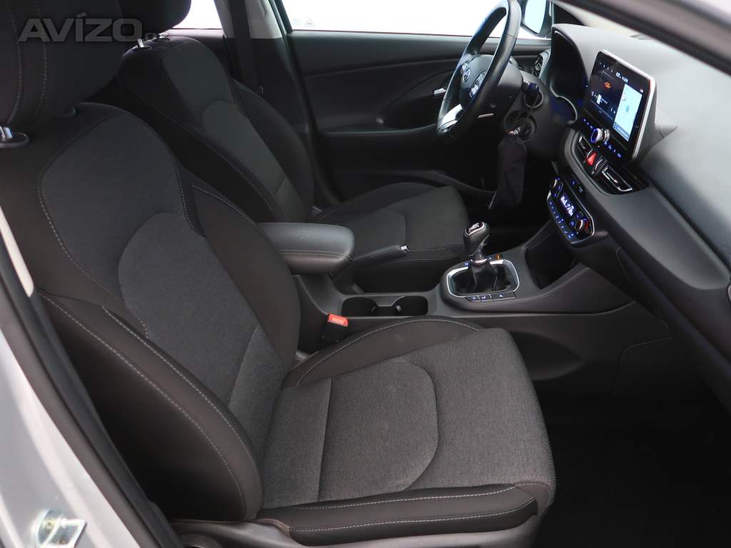 Hyundai i30 Fastback 1.6 CRDi MHEV