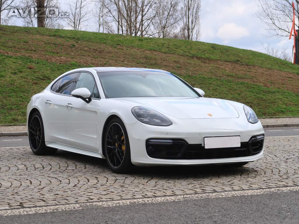 Porsche Panamera Turbo
